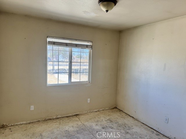11132 E Avenue R6, Sun Village, CA 93543 photo 21