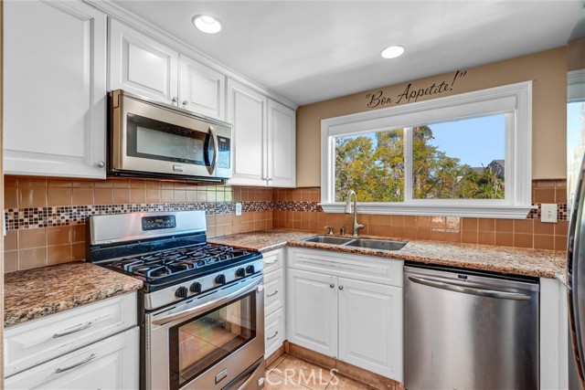 Detail Gallery Image 11 of 33 For 44 Rainwood, Aliso Viejo,  CA 92656 - 2 Beds | 2 Baths
