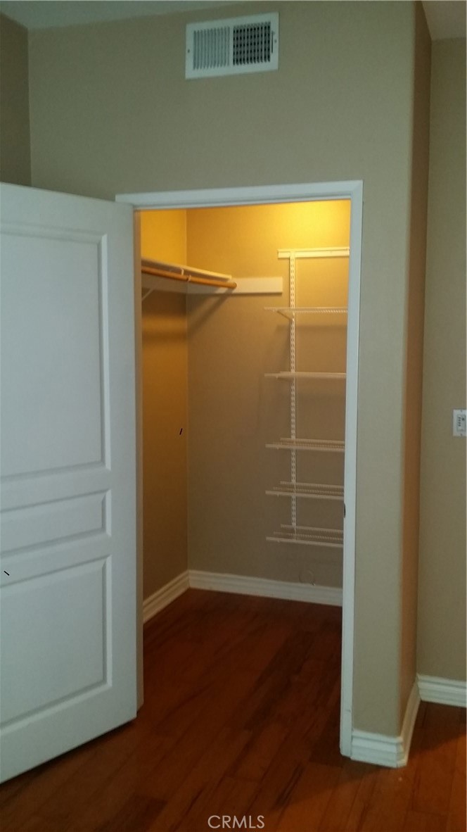 Walk-in closet