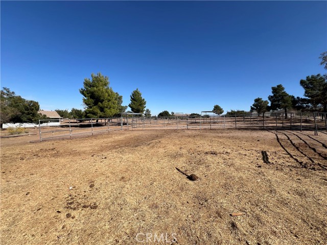 Detail Gallery Image 42 of 50 For 11575 Stuveling St, Oak Hills,  CA 92344 - 4 Beds | 2 Baths