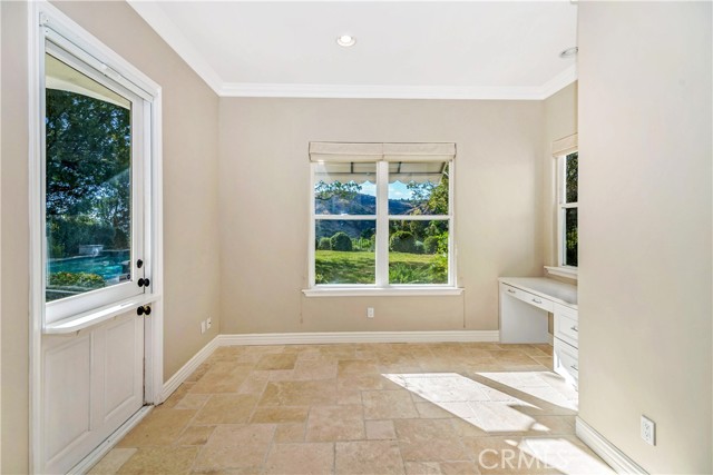 Detail Gallery Image 15 of 18 For 3365 Paseo Del Sol, Calabasas,  CA 91302 - 5 Beds | 4/1 Baths