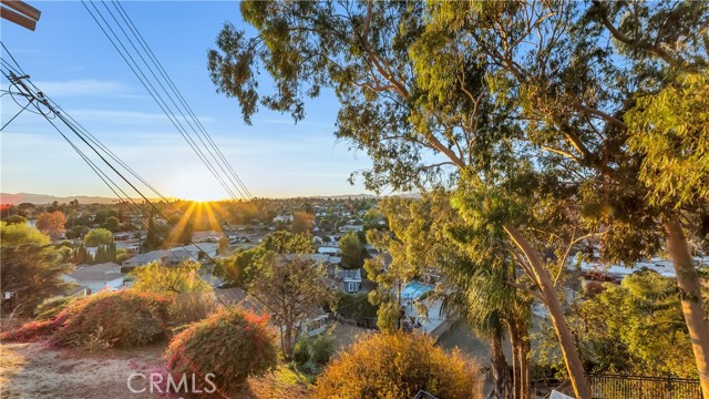 Detail Gallery Image 66 of 73 For 9737 Frankirst Ave, North Hills,  CA 91343 - 5 Beds | 4 Baths