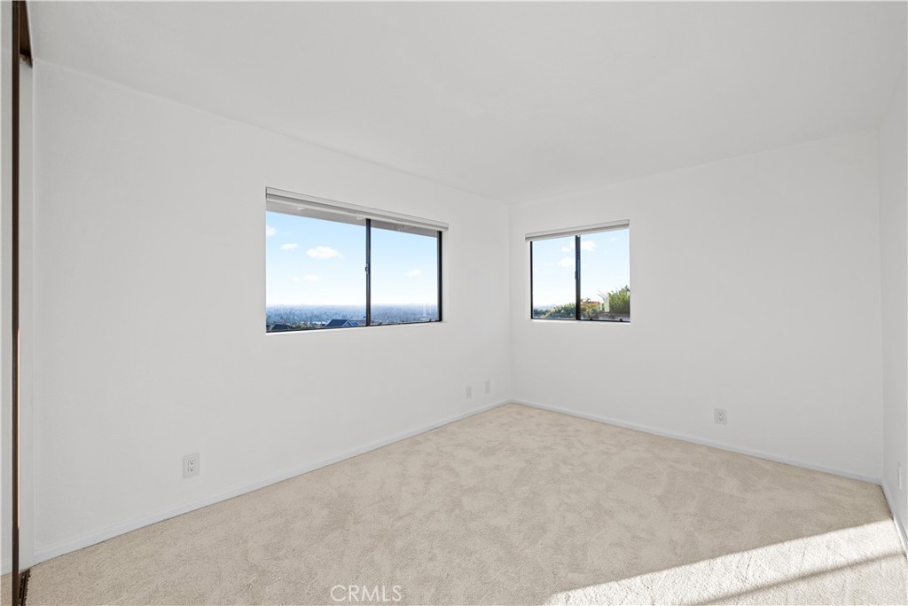 MLS #OC25231076 image #35