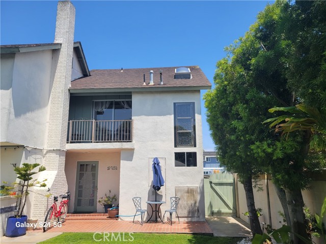 21171 B Lochlea Lane, Huntington Beach CA: https://media.crmls.org/medias/f2236fb6-6a20-4d43-9d00-bdb312eb75c3.jpg