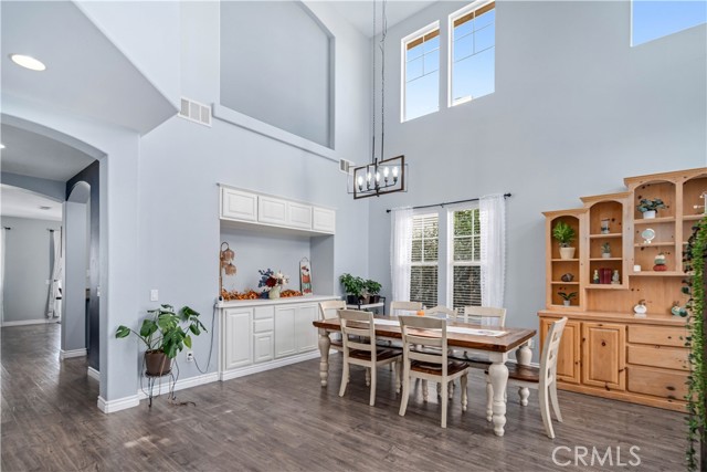 Detail Gallery Image 5 of 44 For 40271 Crestridge, Palmdale,  CA 93551 - 5 Beds | 3 Baths