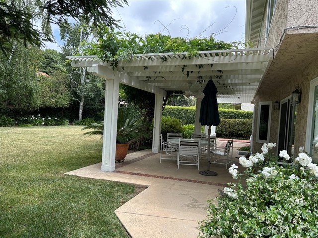 6335 Germania Court, Agoura Hills CA: https://media.crmls.org/medias/f22606ec-3ddf-4041-b392-fd912455006d.jpg
