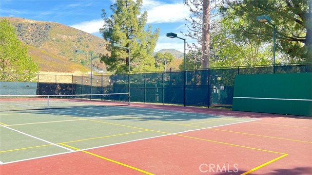 Detail Gallery Image 37 of 39 For 19564 Eagle Ridge, Porter Ranch,  CA 91326 - 3 Beds | 2/1 Baths