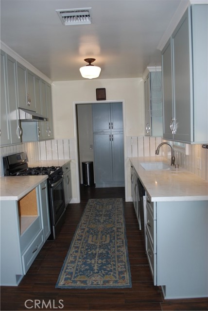 2498 Kellogg Park Dr, Pomona, CA 91768 photo 38
