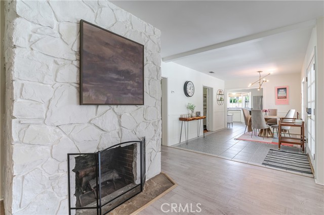 367 W Camino Real Avenue, Arcadia CA: https://media.crmls.org/medias/f227207a-70f8-4d8e-994f-bfda88b34c69.jpg