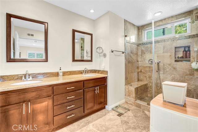 Detail Gallery Image 33 of 51 For 24541 Gardenstone Lane, West Hills,  CA 91307 - 3 Beds | 3 Baths