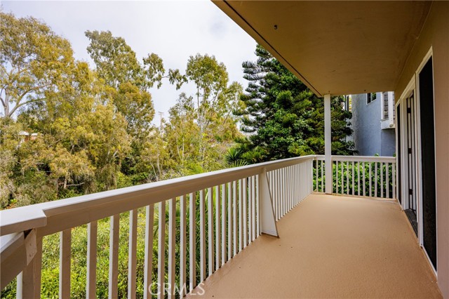 513 W Avenida De Los Lobos Marinos, San Clemente CA: https://media.crmls.org/medias/f22864d1-4b16-4c84-ab06-e2f9e94832eb.jpg