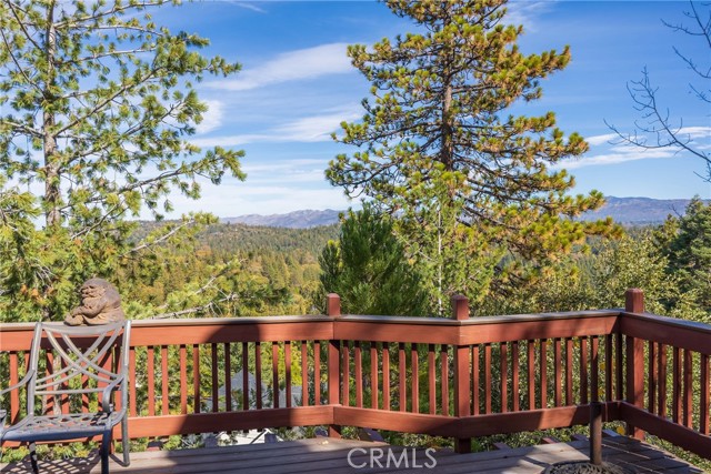 Detail Gallery Image 9 of 52 For 26329 Spyglass, Lake Arrowhead,  CA 92352 - 5 Beds | 3/1 Baths