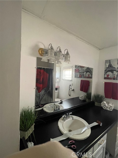 69510 Parkside Drive, Desert Hot Springs CA: https://media.crmls.org/medias/f228d225-d015-41d9-815b-116c7e3812a9.jpg