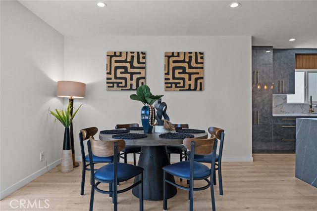 Detail Gallery Image 23 of 33 For 20356 Gresham St, Los Angeles,  CA 91306 - 4 Beds | 2/1 Baths