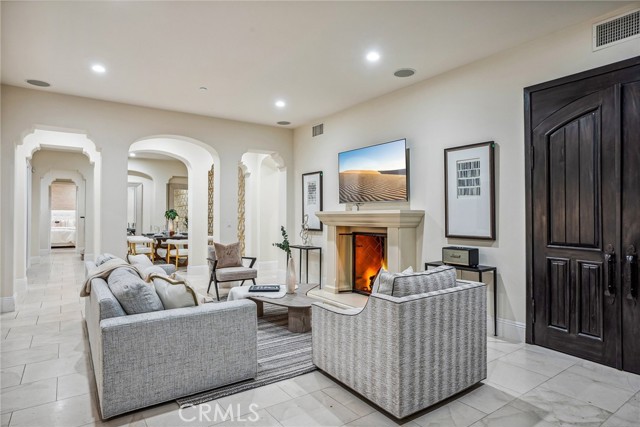 3 Coral Cay, Newport Coast CA: https://media.crmls.org/medias/f22925ab-c836-4c7e-ad12-09893b970f66.jpg