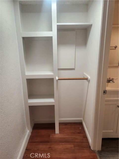 14301 Addison Street, Sherman Oaks CA: https://media.crmls.org/medias/f2293cc4-d5af-4891-9bcb-861592059934.jpg
