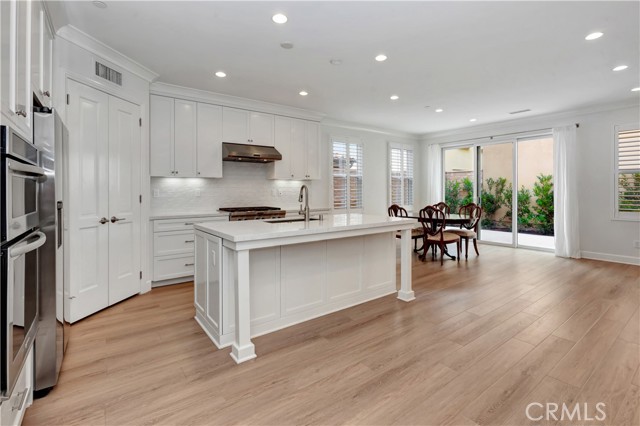 Detail Gallery Image 8 of 33 For 131 Stallion, Irvine,  CA 92602 - 4 Beds | 2/1 Baths