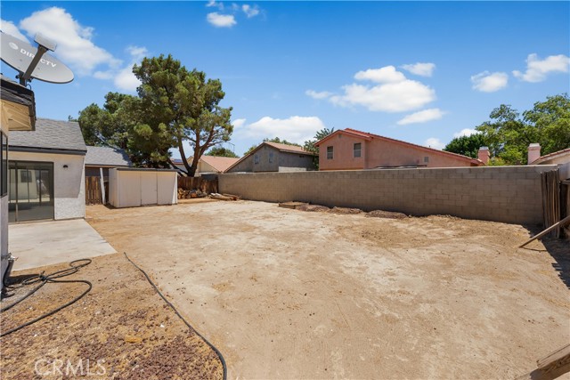 44130 Dahlia Street, Lancaster CA: https://media.crmls.org/medias/f229b542-fd16-4f2c-89ef-fdf2437d0224.jpg