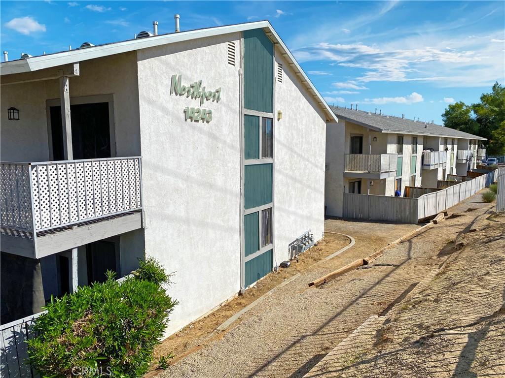 14243 Rodeo Drive, Victorville, CA 92392