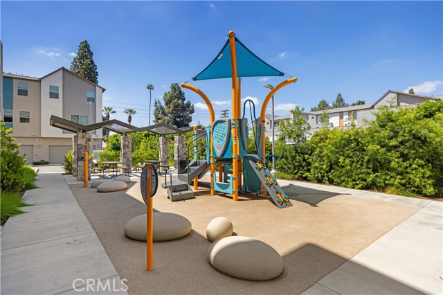 Detail Gallery Image 38 of 41 For 259 Pin Ln, Covina,  CA 91722 - 3 Beds | 3 Baths