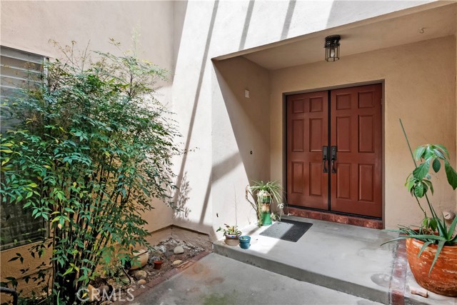 Detail Gallery Image 6 of 45 For 1323 Branta Dr, Glendale,  CA 91208 - 3 Beds | 2/1 Baths