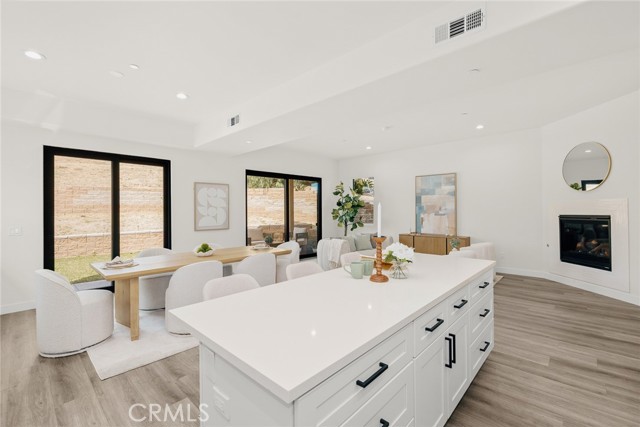 Detail Gallery Image 10 of 49 For 673 Castlehill Dr, Walnut,  CA 91789 - 4 Beds | 3/1 Baths