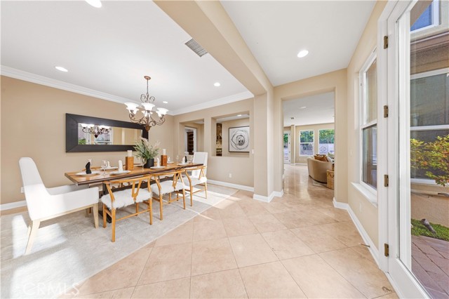 27684 Manor Hill Road, Laguna Niguel CA: https://media.crmls.org/medias/f22b5539-22a4-4c4e-b3e9-eb2f63723c25.jpg