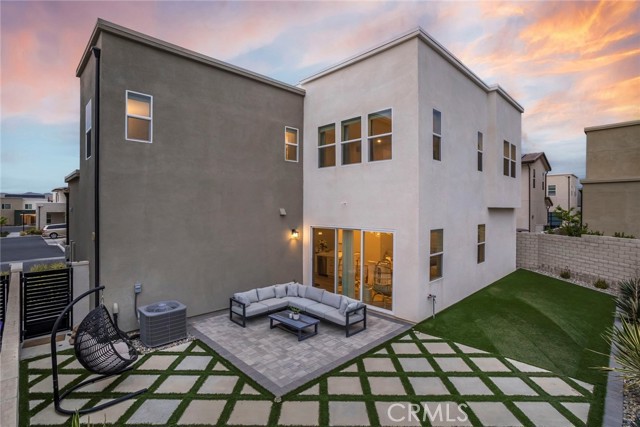 Detail Gallery Image 61 of 74 For 27018 California Ct, Valencia,  CA 91381 - 4 Beds | 4/1 Baths