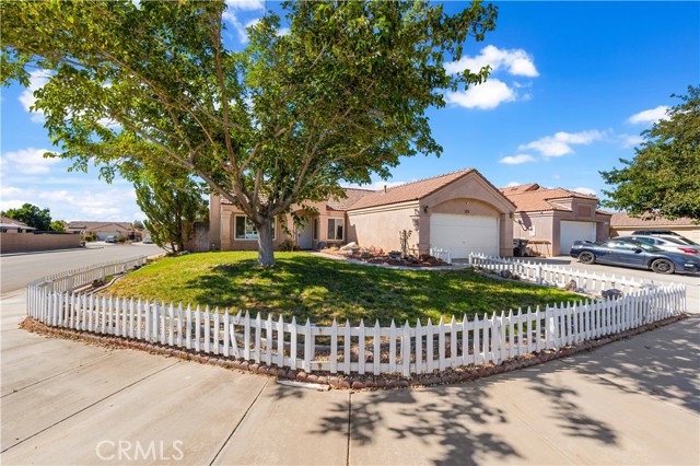 Detail Gallery Image 1 of 1 For 1124 Evergreen Ct, Rosamond,  CA 93560 - 3 Beds | 2 Baths