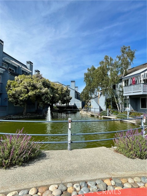 Detail Gallery Image 1 of 1 For 417 Cork Harbour Cir a,  Redwood City,  CA 94065 - 2 Beds | 2 Baths