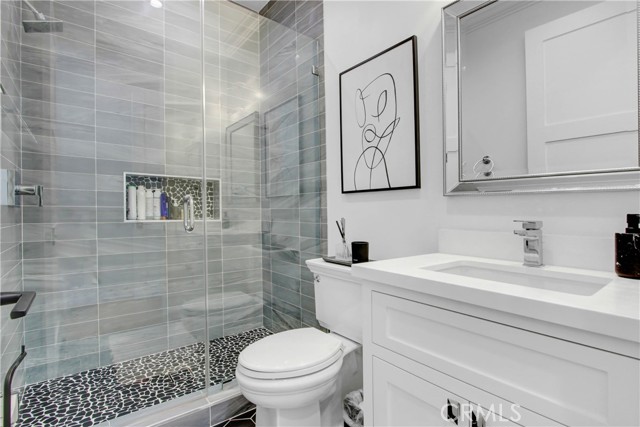 Detail Gallery Image 31 of 44 For 4842 Ranchito Ave, Sherman Oaks,  CA 91423 - 5 Beds | 5/1 Baths