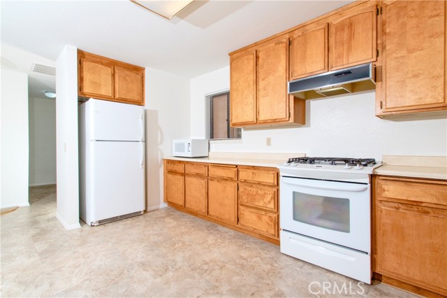 Detail Gallery Image 9 of 34 For 58309 Joshua Dr, Yucca Valley,  CA 92284 - 2 Beds | 2 Baths