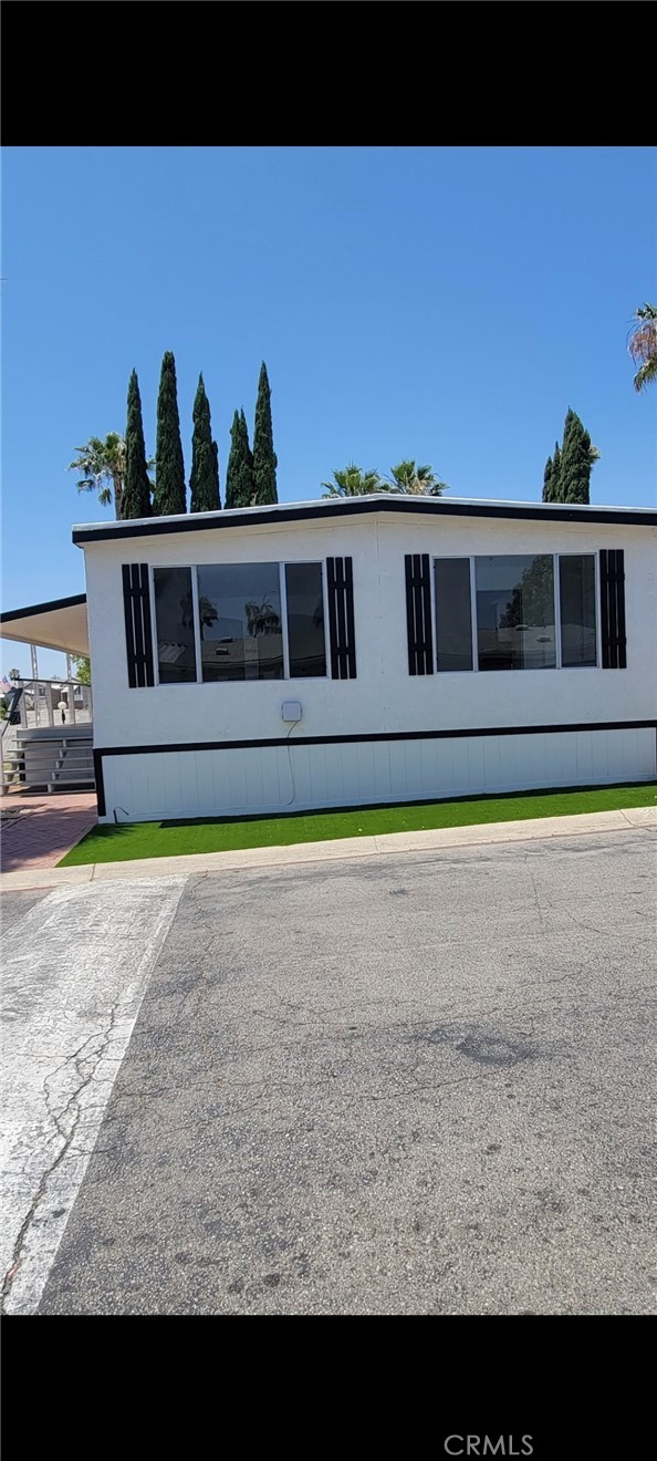 6130 Camino Real, Jurupa Valley CA: https://media.crmls.org/medias/f22d7ffe-1172-48d7-bc60-db4655664d37.jpg