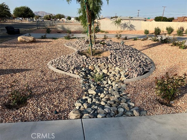 13207 El Rio Road, Victorville CA: https://media.crmls.org/medias/f22dabe4-a7c2-47cc-af30-82612d9a8d4b.jpg