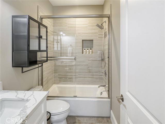 3918 W 242nd Street, Torrance CA: https://media.crmls.org/medias/f22e390b-56fc-4745-8711-e3489589553e.jpg