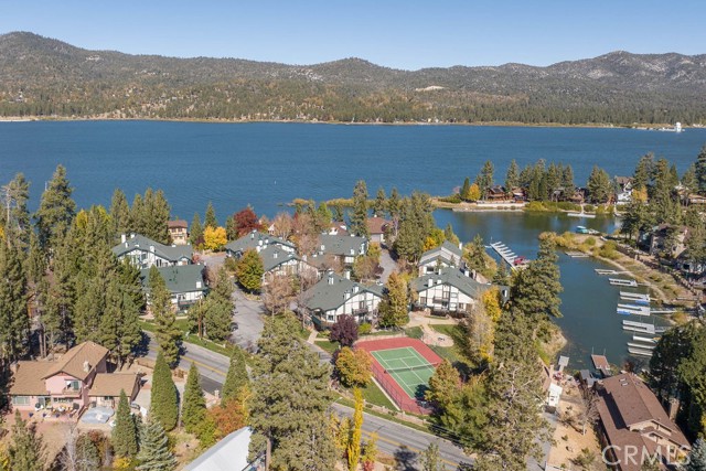 Detail Gallery Image 6 of 75 For 39802 Lakeview Dr #31,  Big Bear Lake,  CA 92315 - 2 Beds | 2/1 Baths