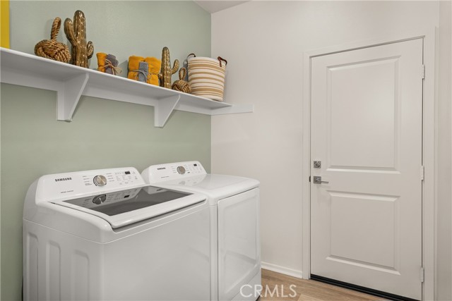 1633 E Avenue H7, Lancaster CA: https://media.crmls.org/medias/f22f2372-5556-48de-8bf2-01795095950d.jpg