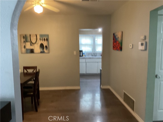 Detail Gallery Image 4 of 20 For 1391 N Crescent Ave, San Bernardino,  CA 92405 - 3 Beds | 1 Baths