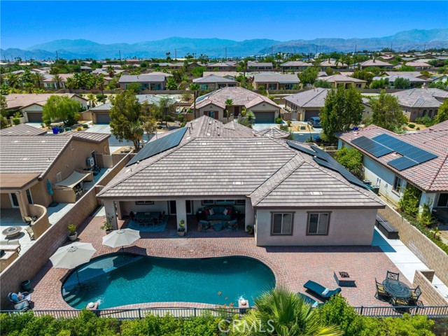 73810 Cezanne Drive, Palm Desert CA: https://media.crmls.org/medias/f23026e7-a080-461b-8146-90c98f5df42a.jpg