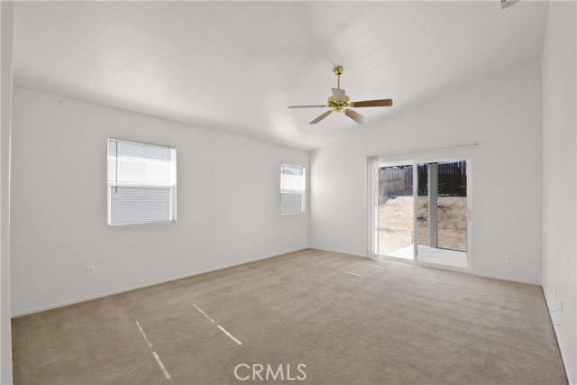 Detail Gallery Image 15 of 24 For 8910 Newcastle, Hesperia,  CA 92344 - 4 Beds | 3 Baths