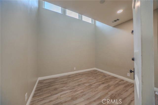 Detail Gallery Image 16 of 41 For 5709 E Beverly Bld, Los Angeles,  CA 90022 - 4 Beds | 2 Baths