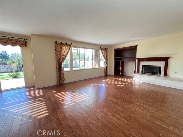 Detail Gallery Image 14 of 35 For 12390 Fairbanks, Tustin,  CA 92782 - 5 Beds | 3/1 Baths