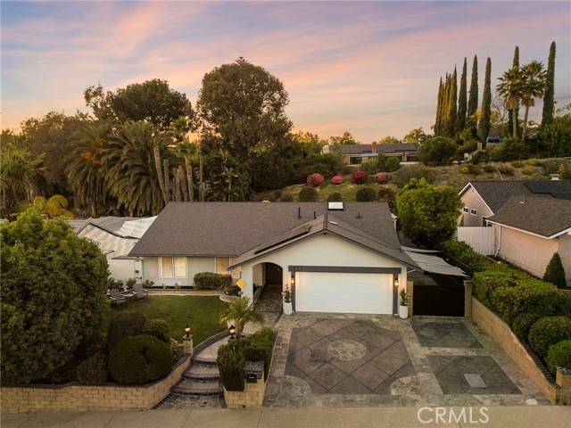 Front Image Thumbnail for CROC26081246