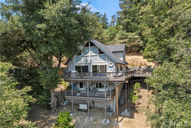 328 Wylerhorn Drive, Crestline CA: https://media.crmls.org/medias/f233d591-b3d6-4ebd-b05f-9cacf861c82d.jpg