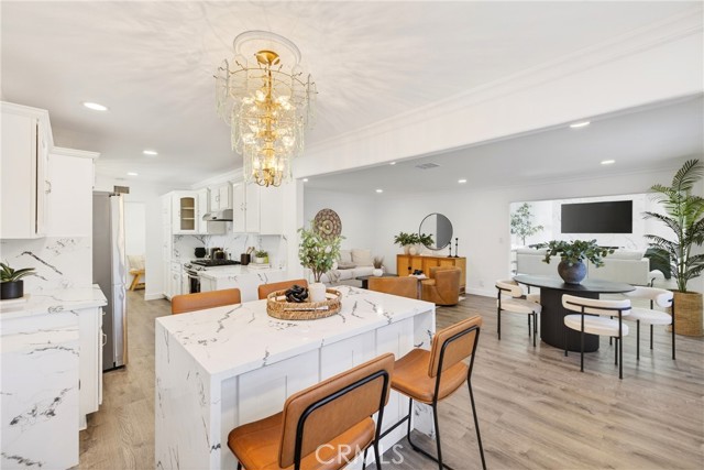 Detail Gallery Image 18 of 54 For 1626 E 15th, Santa Ana,  CA 92701 - 4 Beds | 2 Baths