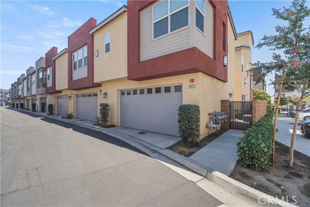 10519 Wilding Drive, Rancho Cucamonga CA: https://media.crmls.org/medias/f23522ad-2be5-446a-9d95-650a35a671a2.jpg