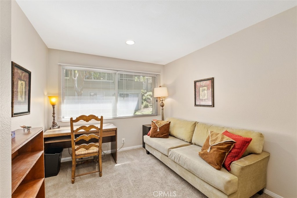 F2352823 280b 4565 9fd0 19a37115d916