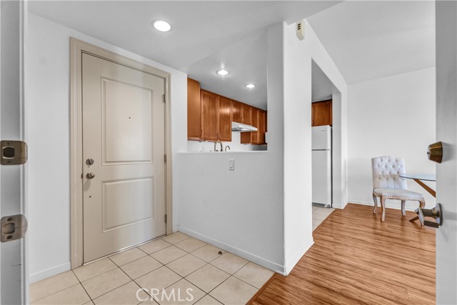 Detail Gallery Image 4 of 24 For 580 W Main #318,  Alhambra,  CA 91801 - 2 Beds | 2 Baths