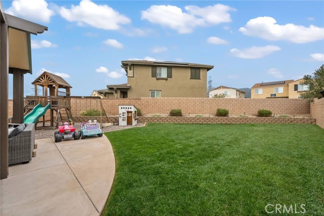 Detail Gallery Image 51 of 58 For 4975 Oak Moss, Fontana,  CA 92336 - 4 Beds | 3 Baths