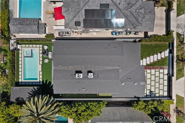 535 N Sierra Bonita Avenue, Los Angeles CA: https://media.crmls.org/medias/f236daf4-d8ac-47fa-ab02-b3a857c7fd12.jpg